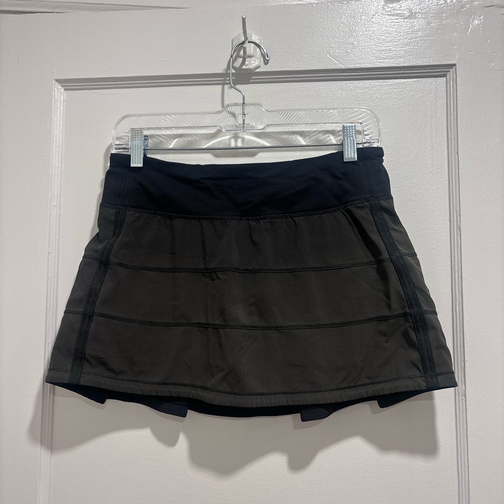 Lululemon women’s skirt